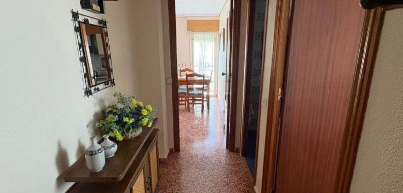 Venta - Apartamento / piso -
Torrevieja - Los Europeos