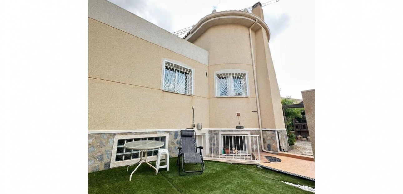 Sale - Villa -
Ciudad quesada - Costa blanca sur