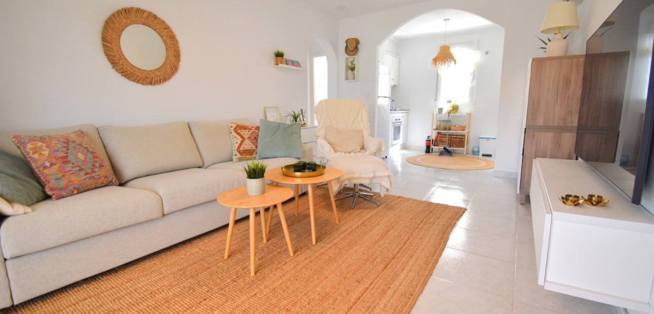 Venta - Apartamento / piso -
Orihuela Costa - La Florida