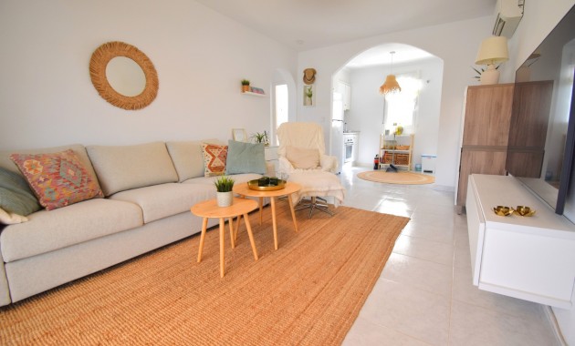 Venta - Apartamento / piso -
Orihuela Costa - La Florida