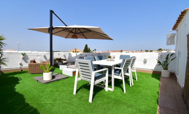 Venta - Apartamento / piso -
Orihuela Costa - La Florida