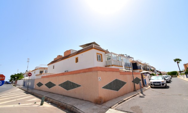 Venta - Apartamento / piso -
Orihuela Costa - La Florida