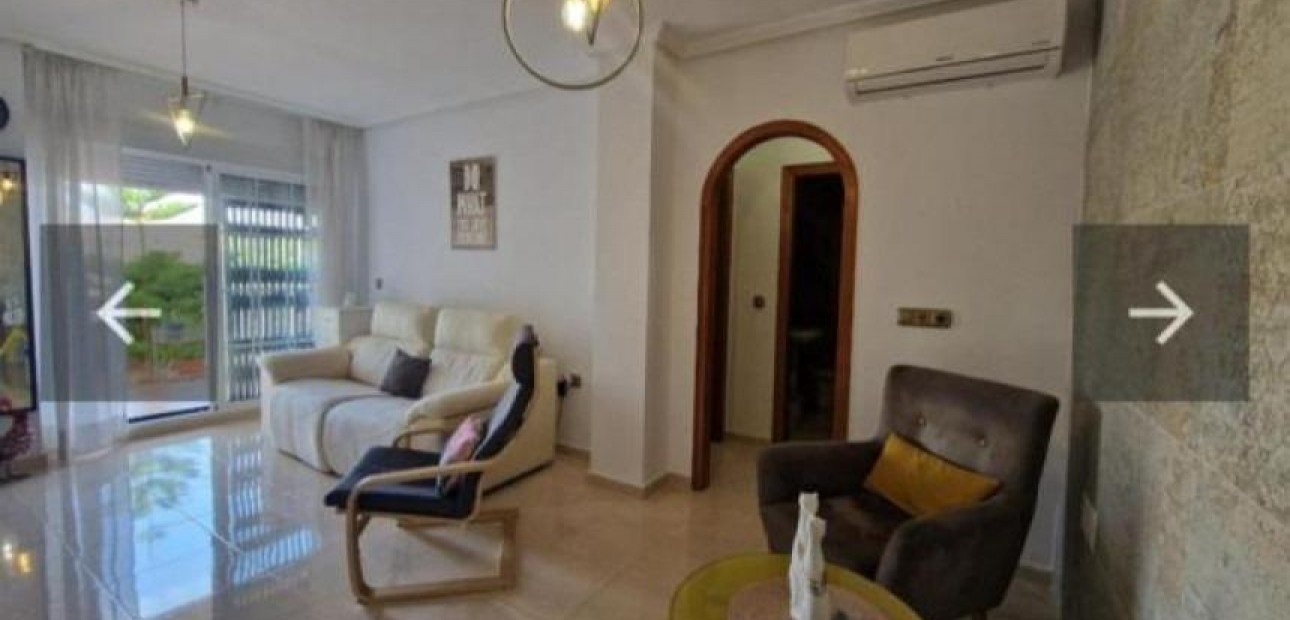 Venta - Apartamento / piso -
Orihuela Costa - Lomas de Cabo Roig-Los Dolses