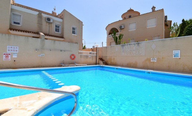 Venta - Semi Detached Villa -
San Miguel de Salinas - Blue Lagoon