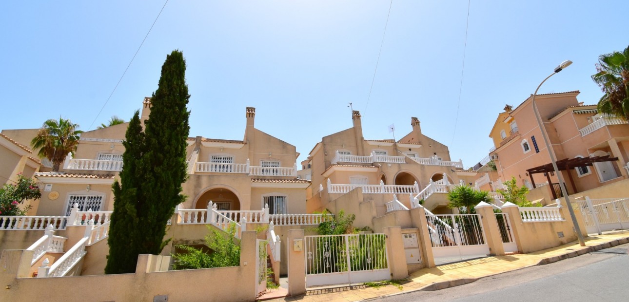 Venta - Semi Detached Villa -
San Miguel de Salinas - Blue Lagoon