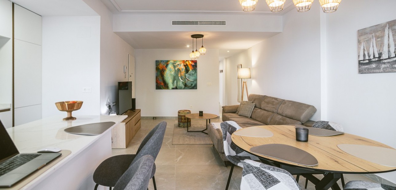 Venta - Apartamento / piso -
Torrevieja - Playa del Cura