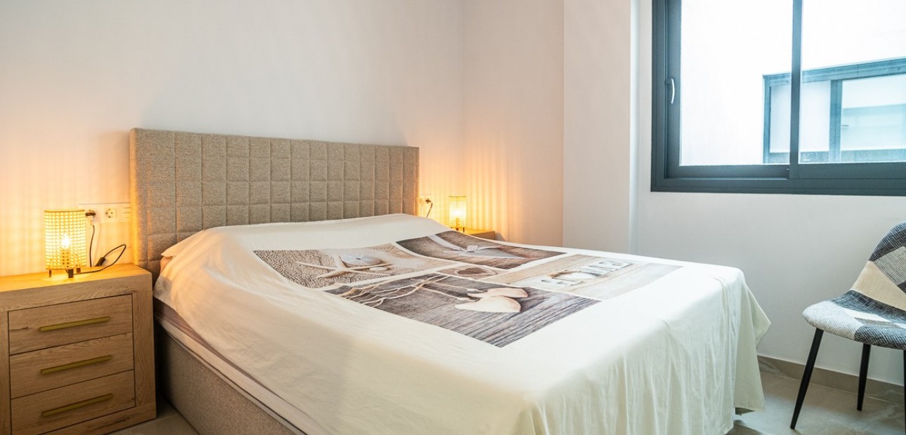 Venta - Apartamento / piso -
Torrevieja - Playa del Cura