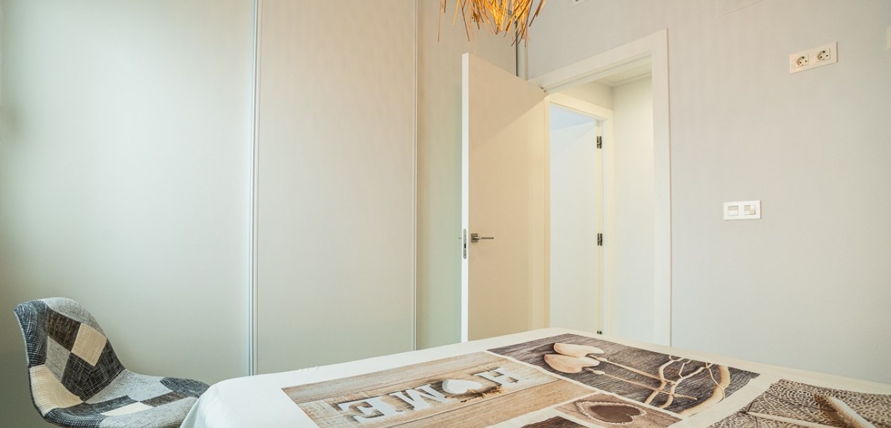 Venta - Apartamento / piso -
Torrevieja - Playa del Cura