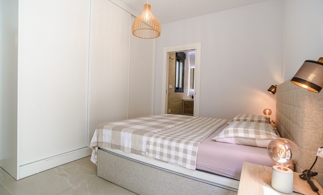 Venta - Apartamento / piso -
Torrevieja - Playa del Cura