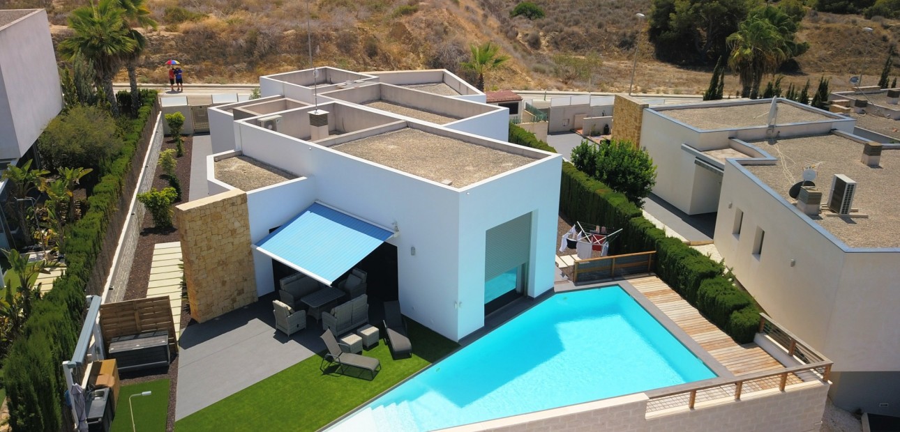 Venta - Detached Villa -
Benimar - Benimar III