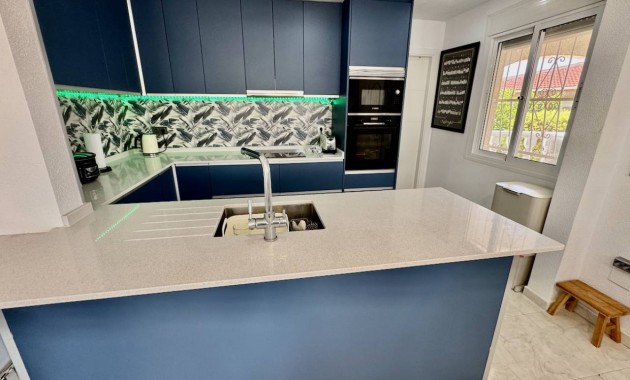 Sale - Villa -
Ciudad Quesada - Lo Pepin