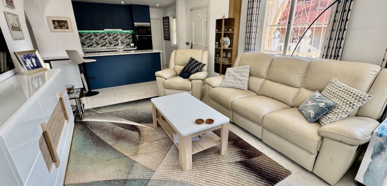 Sale - Villa -
Ciudad Quesada - Lo Pepin