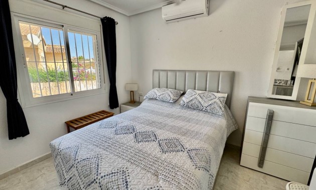 Sale - Villa -
Ciudad Quesada - Lo Pepin