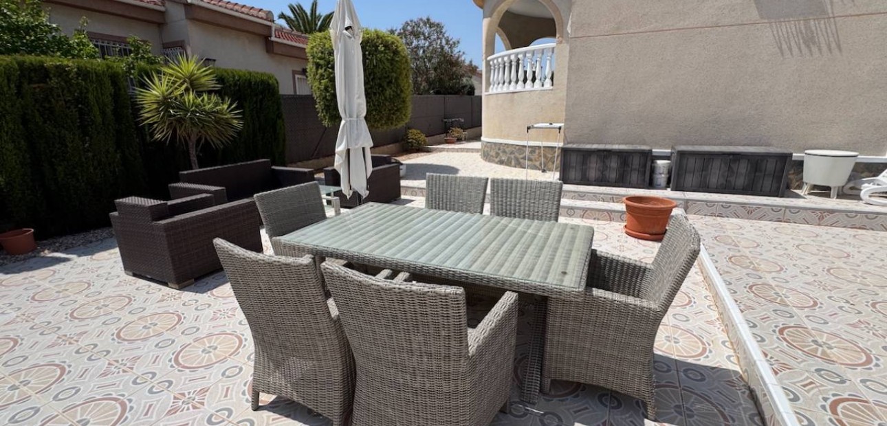 Sale - Villa -
Ciudad Quesada - Lo Pepin
