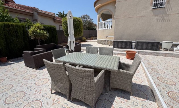 Sale - Villa -
Ciudad Quesada - Lo Pepin