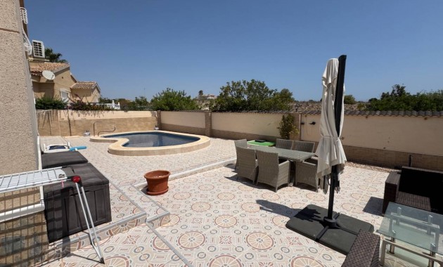 Sale - Villa -
Ciudad Quesada - Lo Pepin