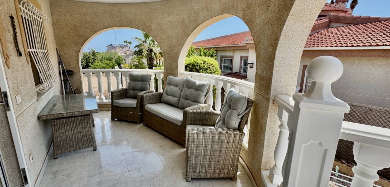 Sale - Villa -
Ciudad Quesada - Lo Pepin