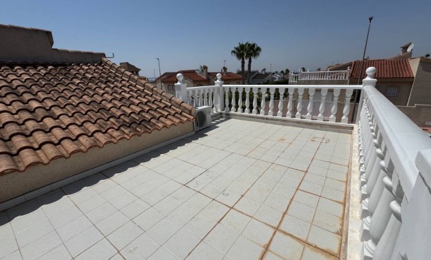 Sale - Villa -
Ciudad Quesada - Lo Pepin