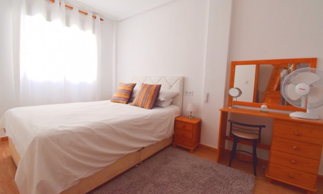 Venta - Apartamento / piso -
Orihuela Costa - Playa Flamenca