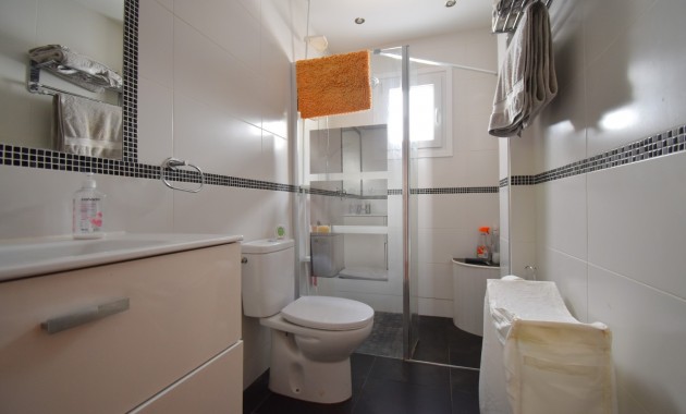 Venta - Apartamento / piso -
Orihuela Costa - Playa Flamenca