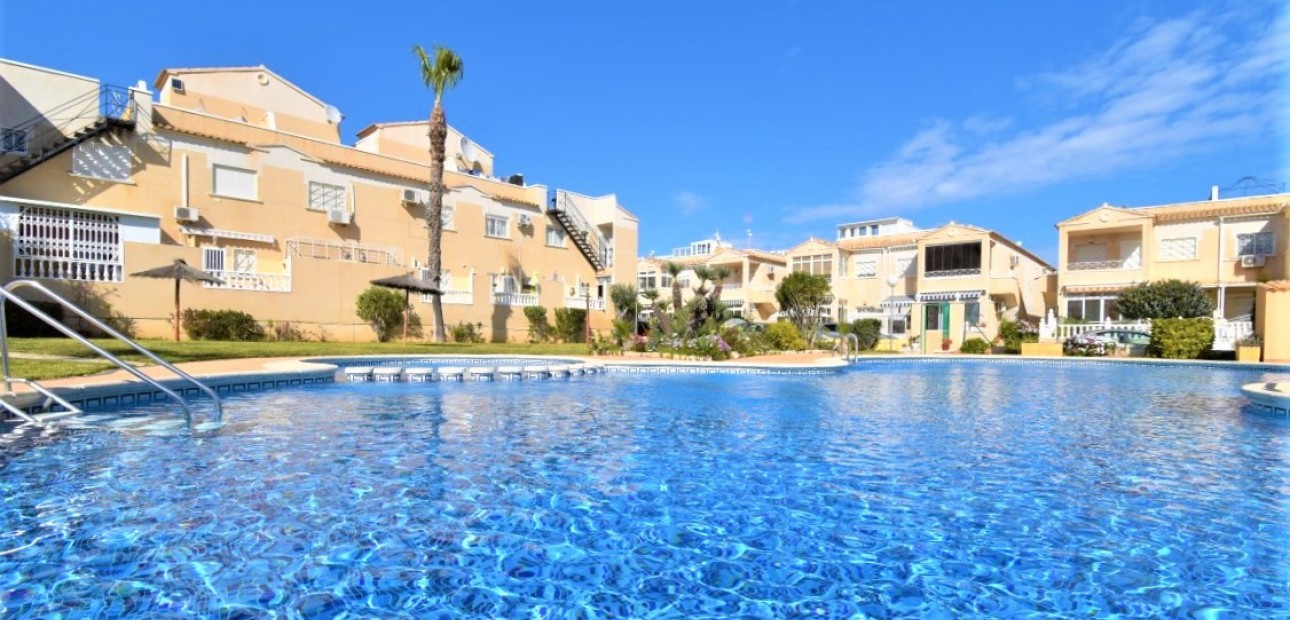 Venta - Apartamento / piso -
Orihuela Costa - Playa Flamenca