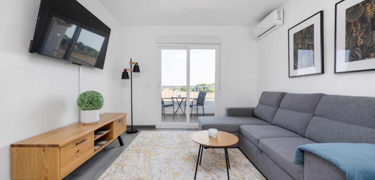Venta - Apartamento / piso -
Punta Prima