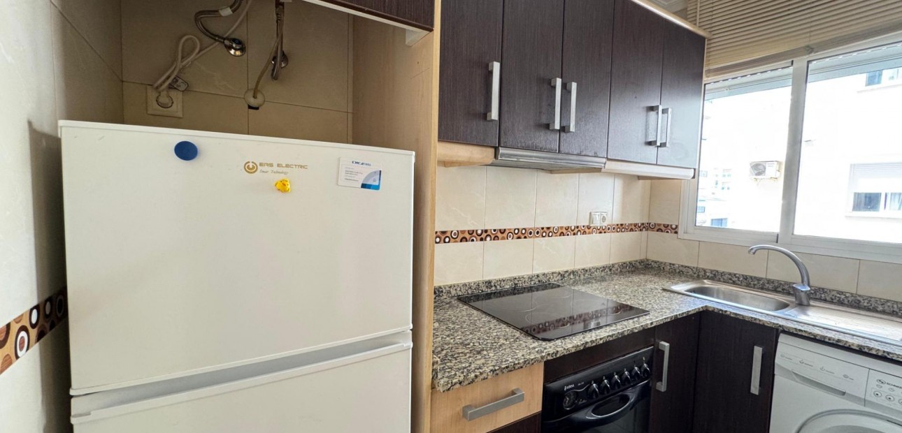Venta - Apartamento / piso -
Torrevieja - Centro