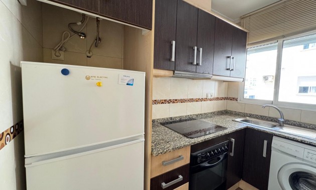 Venta - Apartamento / piso -
Torrevieja - Centro