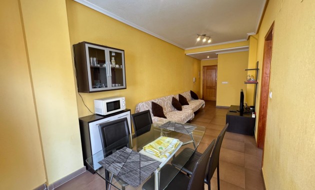 Venta - Apartamento / piso -
Torrevieja - Centro