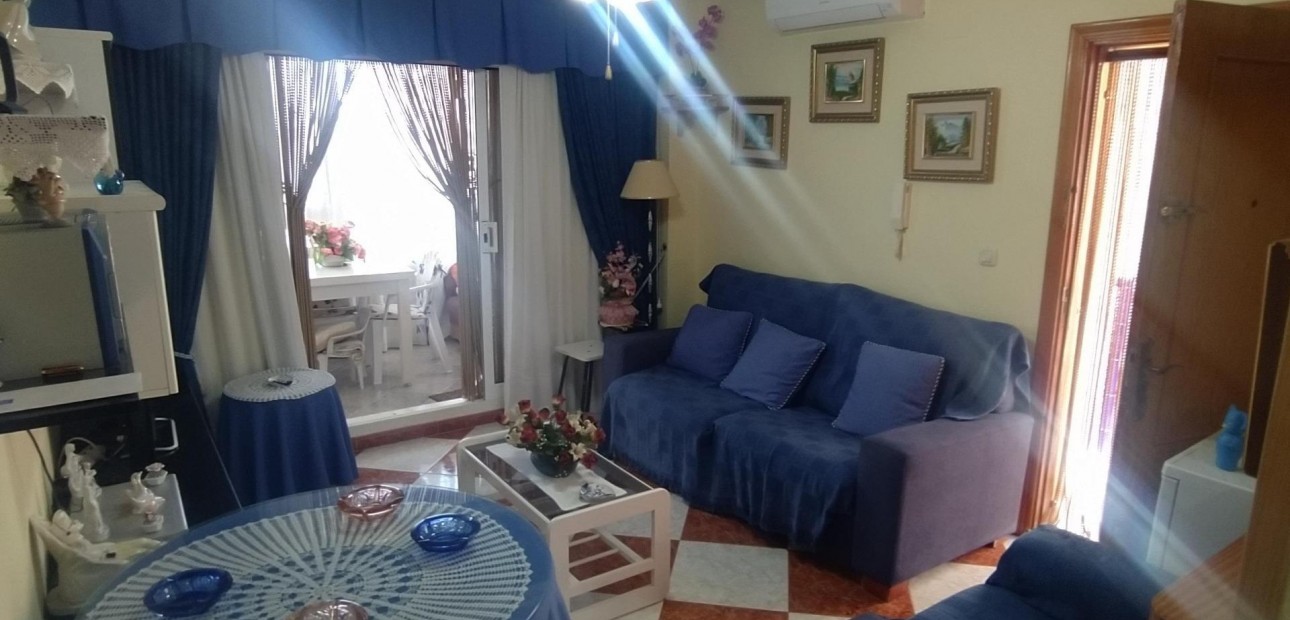 Venta - Apartamento / piso -
Torrevieja - Los Europeos