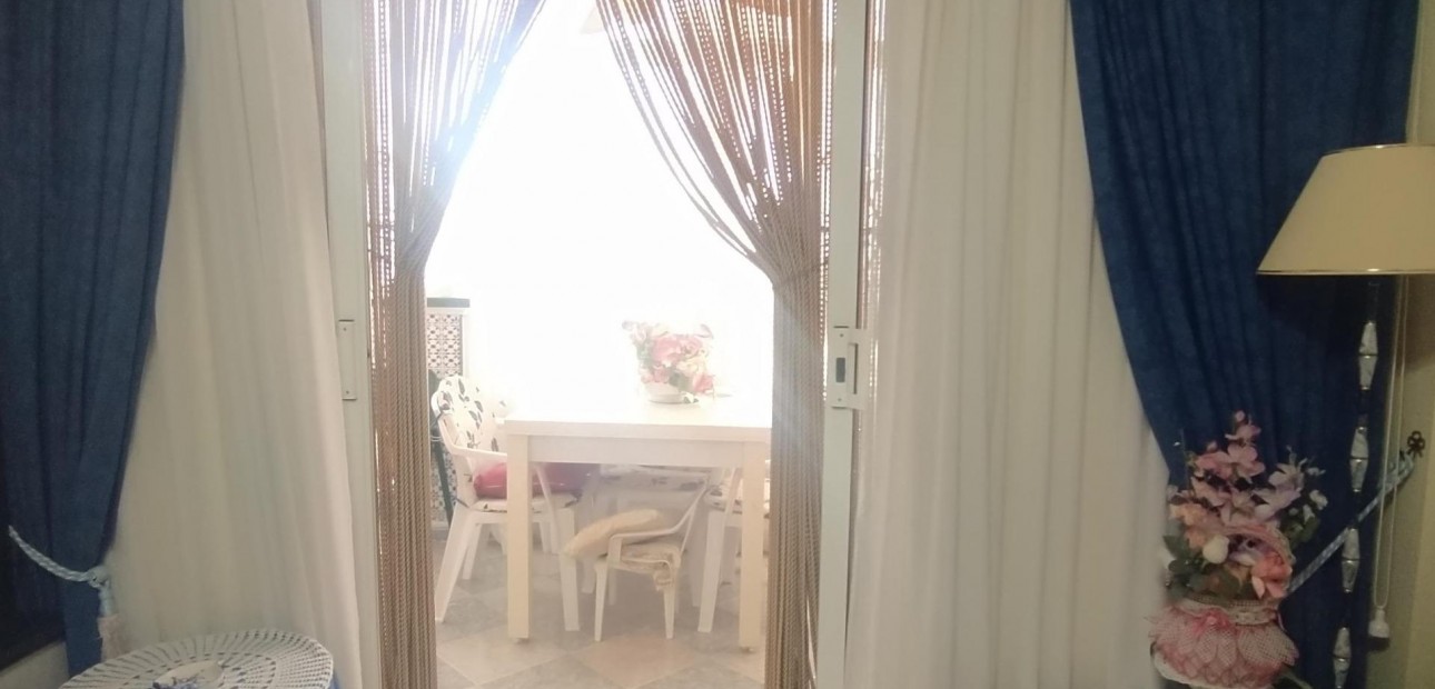 Venta - Apartamento / piso -
Torrevieja - Los Europeos