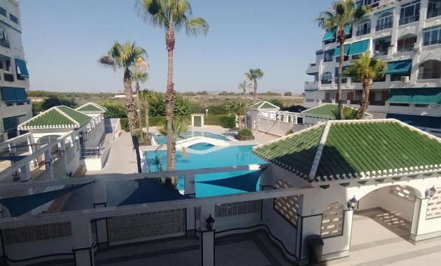 Venta - Apartamento / piso -
Torrevieja - Los Europeos
