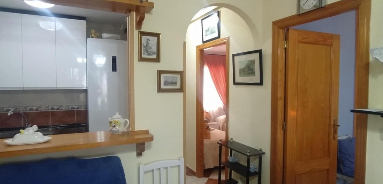 Venta - Apartamento / piso -
Torrevieja - Los Europeos