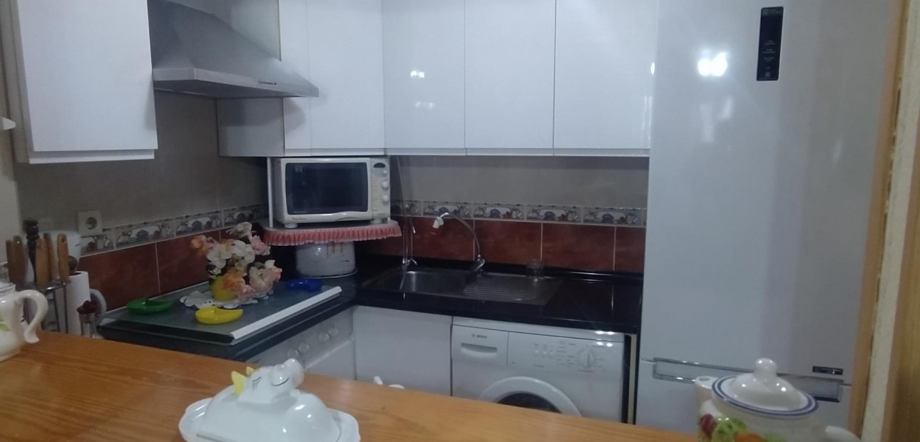 Venta - Apartamento / piso -
Torrevieja - Los Europeos