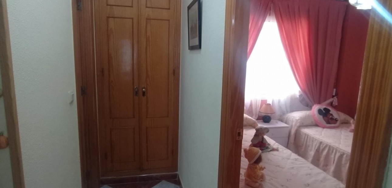 Venta - Apartamento / piso -
Torrevieja - Los Europeos