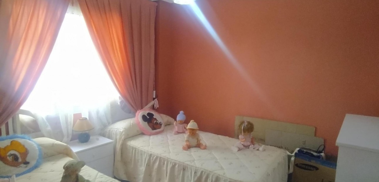 Venta - Apartamento / piso -
Torrevieja - Los Europeos