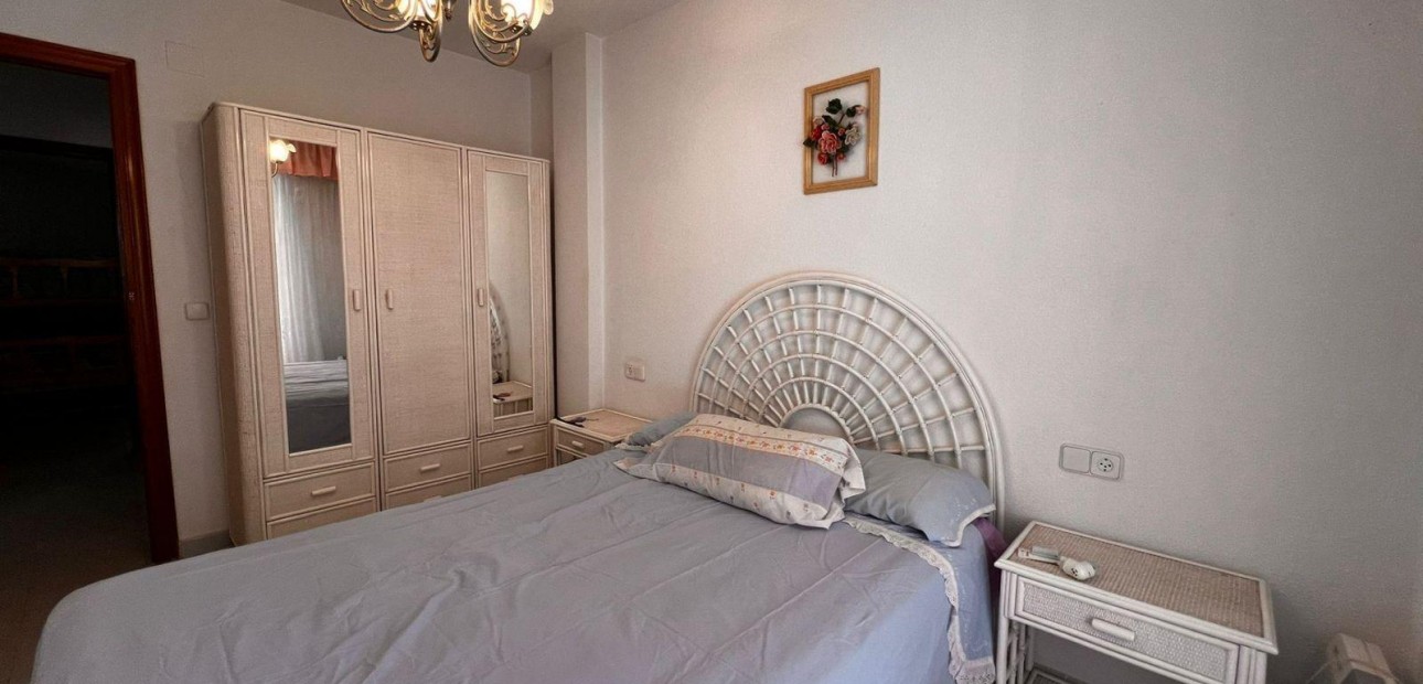Venta - Apartamento / piso -
Torrevieja - torrevieja