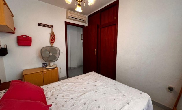 Venta - Apartamento / piso -
Torrevieja - torrevieja