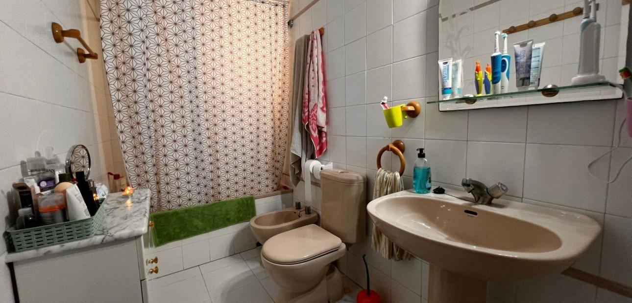 Venta - Apartamento / piso -
Torrevieja - torrevieja