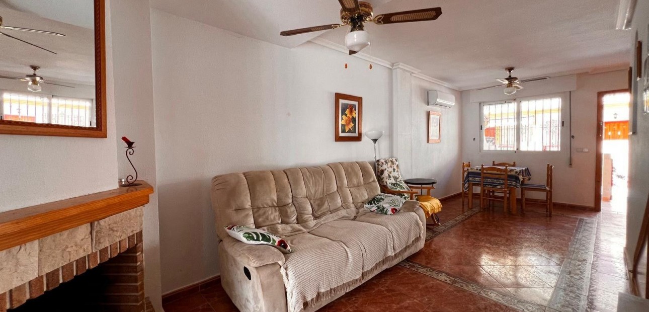 Venta - Terraced house -
Orihuela Costa - Playa Flamenca