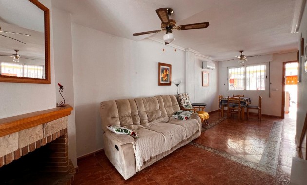 Venta - Terraced house -
Orihuela Costa - Playa Flamenca