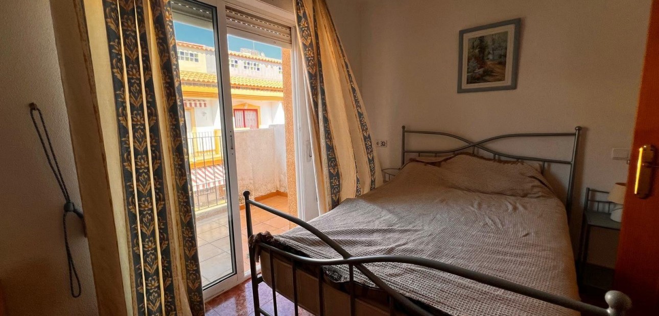Venta - Terraced house -
Orihuela Costa - Playa Flamenca