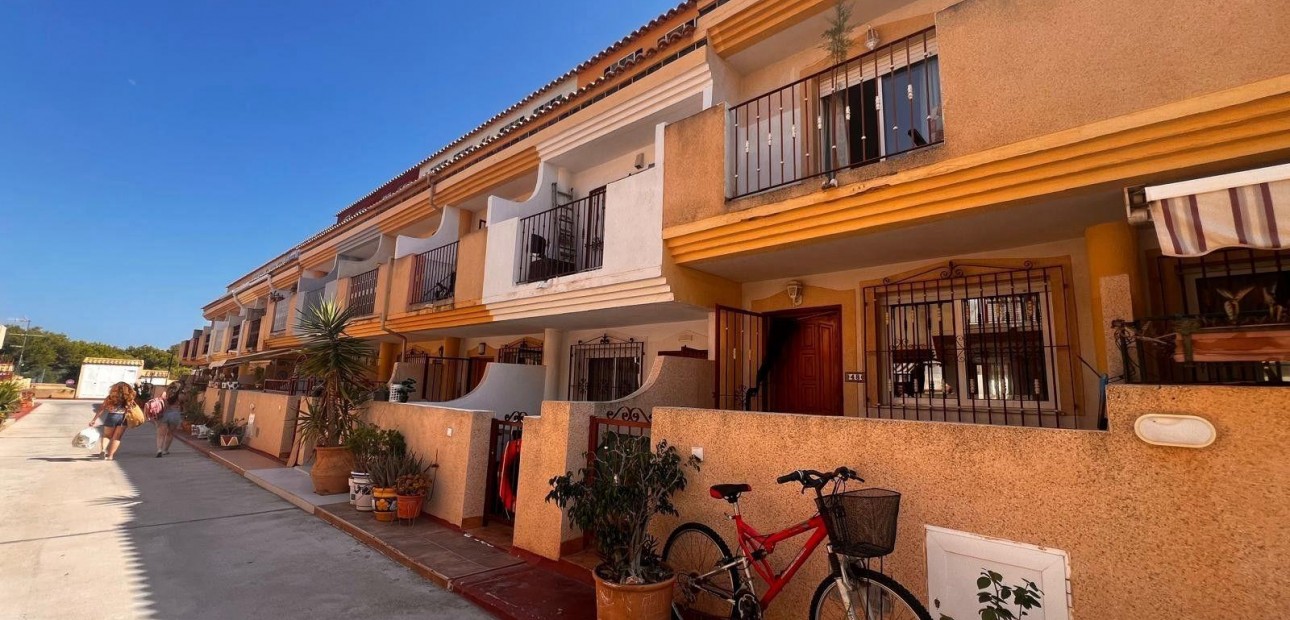 Venta - Terraced house -
Orihuela Costa - Playa Flamenca