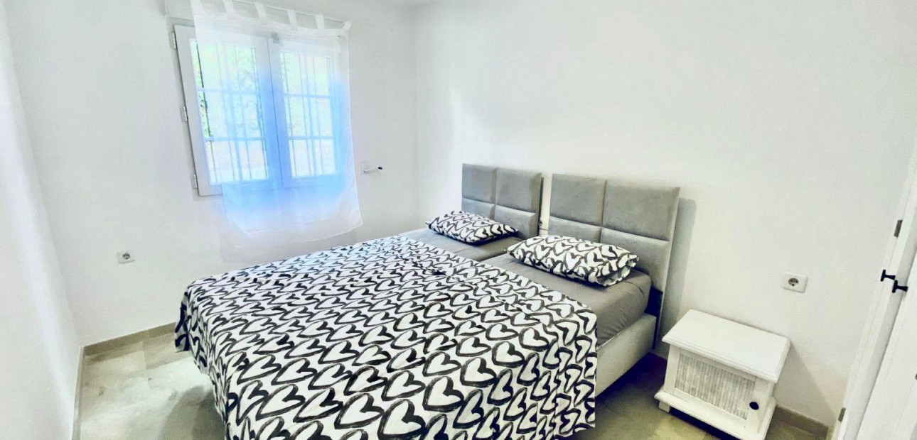 Venta - Terraced house -
Orihuela Costa - Villamartín-Las Filipinas