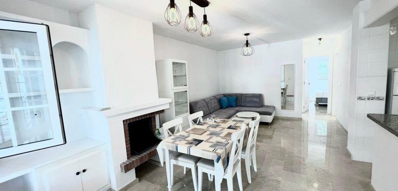 Venta - Terraced house -
Orihuela Costa - Villamartín-Las Filipinas