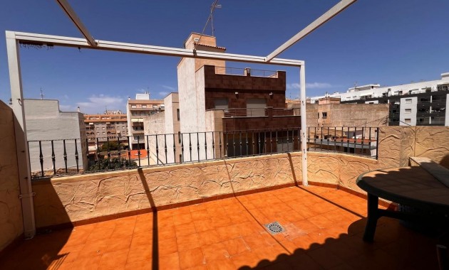 Sale - Apartment / flat -
Torrevieja - torrevieja