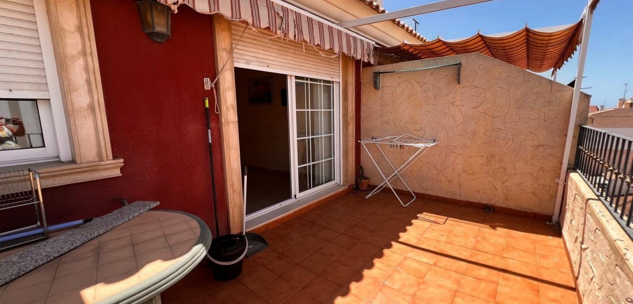 Sale - Apartment / flat -
Torrevieja - torrevieja
