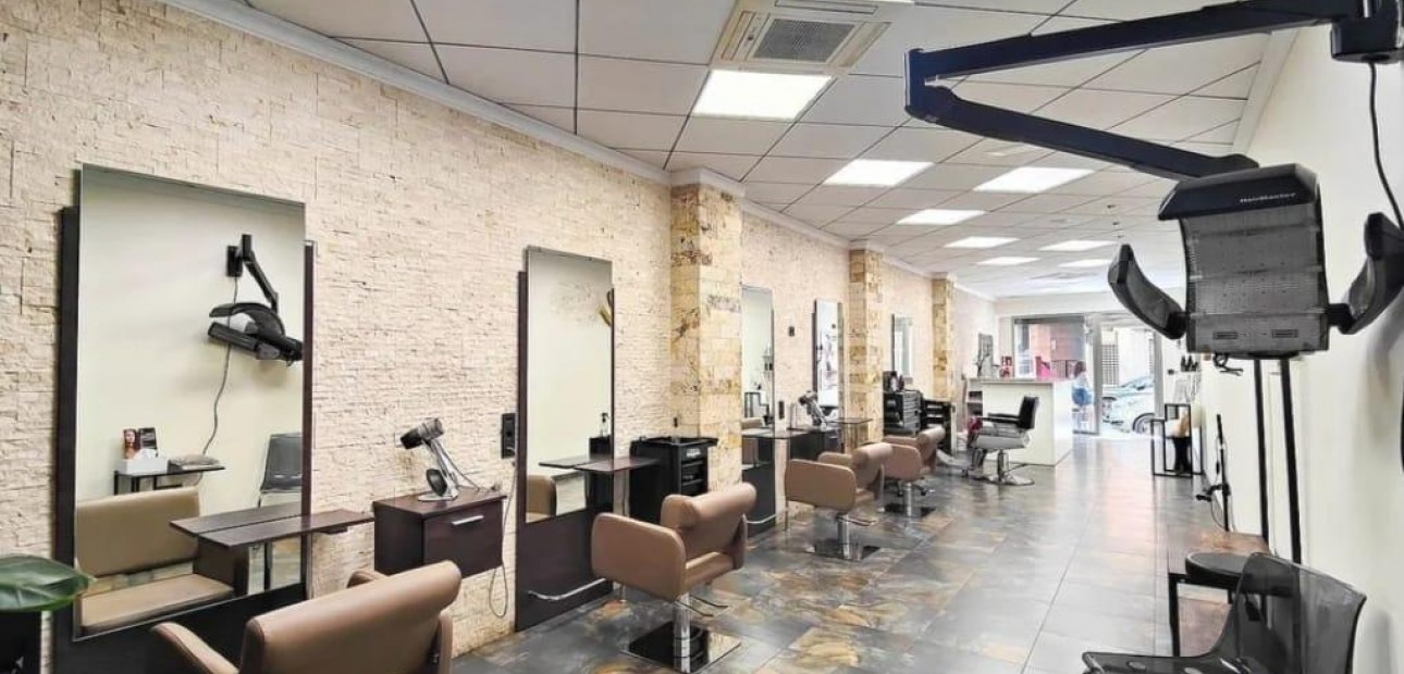 Venta - Commercial Unit -
Torrevieja - La siesta