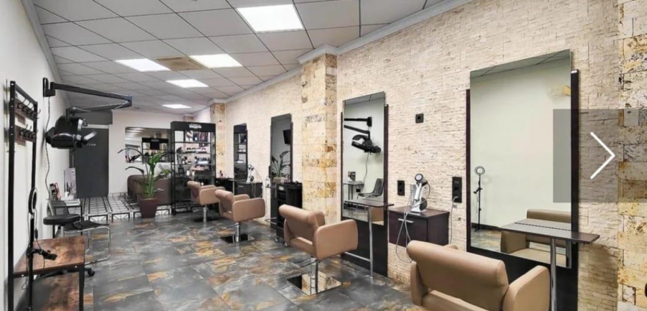 Venta - Commercial Unit -
Torrevieja - La siesta