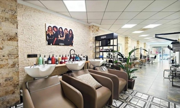 Venta - Commercial Unit -
Torrevieja - La siesta